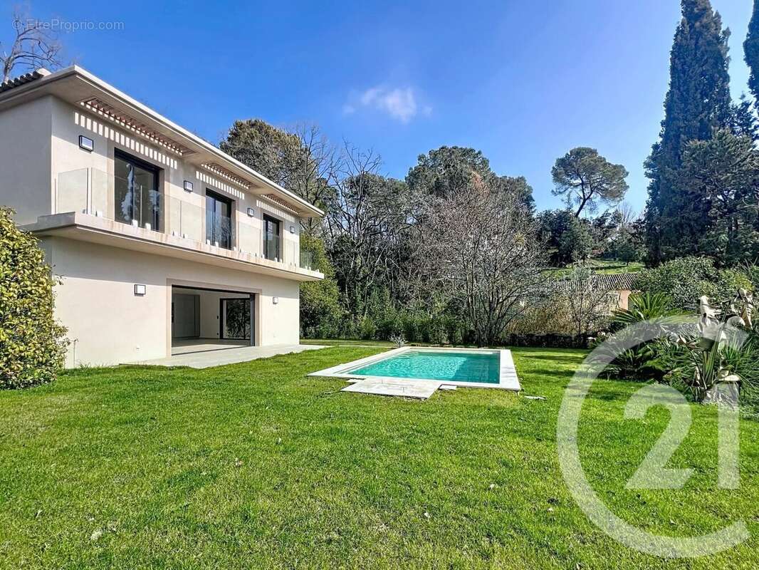 Maison 160 m² à Mougins  - photo 22