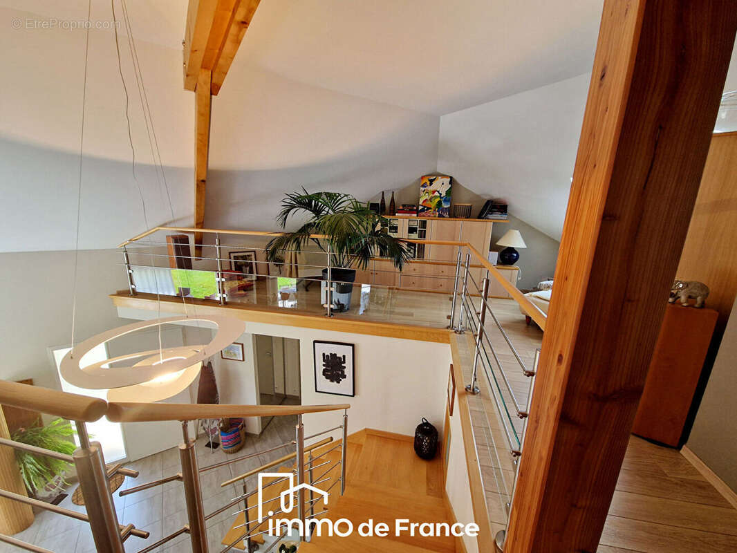 Maison à SALLES-LA-SOURCE