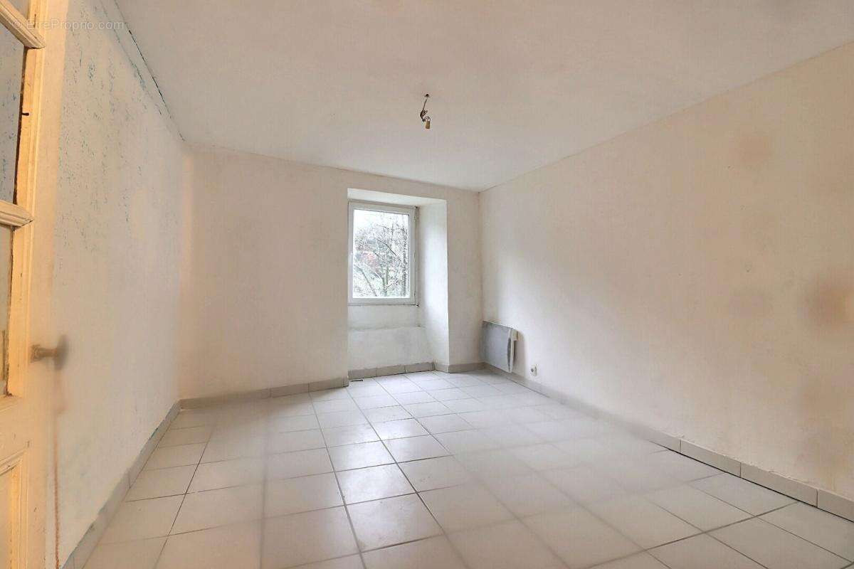 Maison de village avec cour intérieure ? Barnas - photo 5