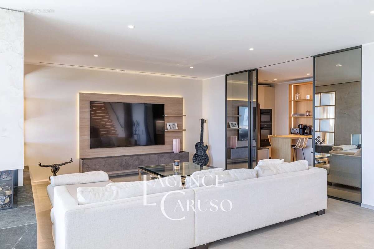 Maison à VILLENEUVE-LOUBET