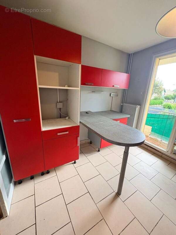 Appartement à GUILHERAND-GRANGES