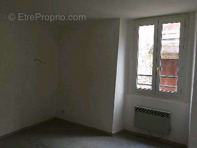 Appartement à BOUSSY-SAINT-ANTOINE