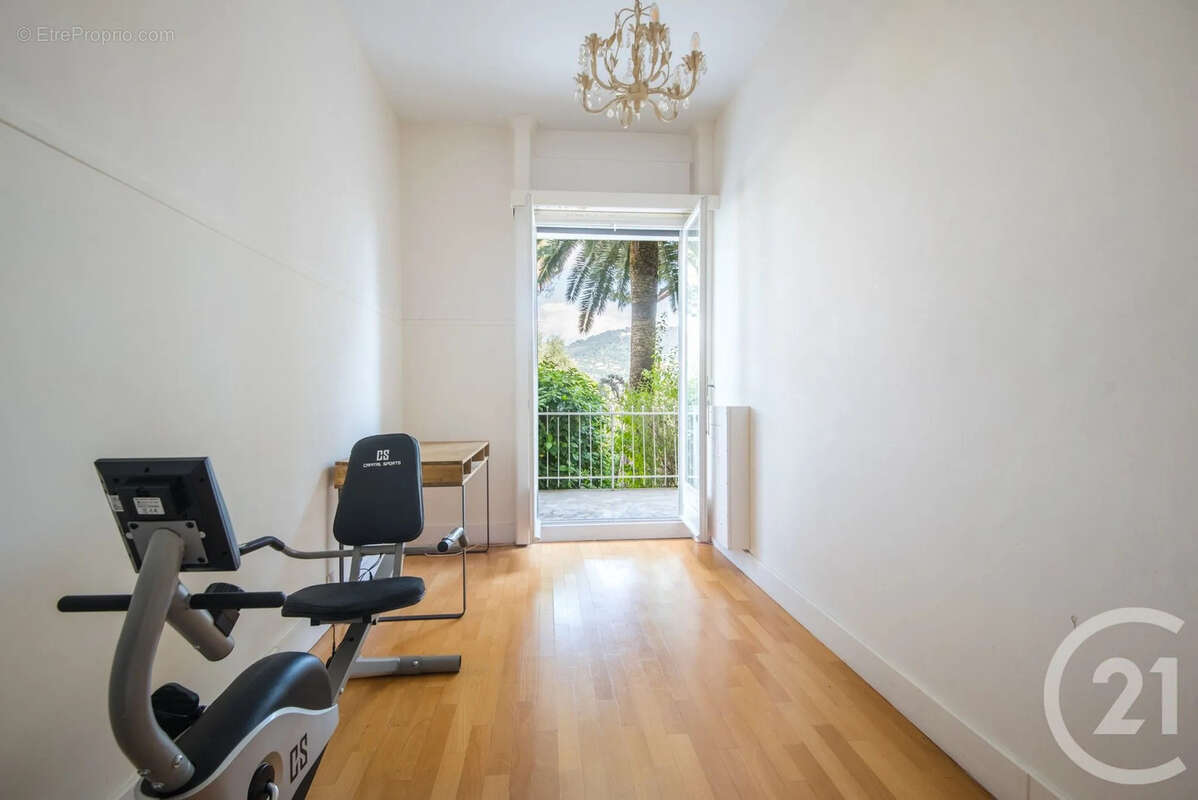 Appartement 74 m² à Nice  - photo 11