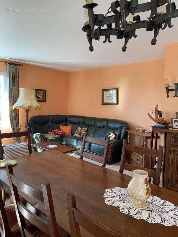 Maison 125 m² à Augignac  - photo 9