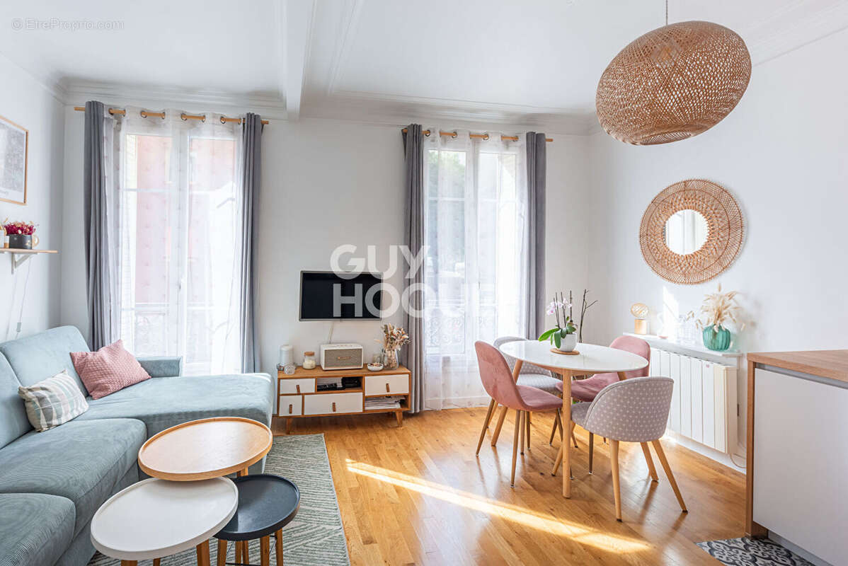 Appartement à PARIS-12E