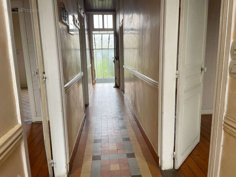 Maison à LA BAZOCHE-GOUET