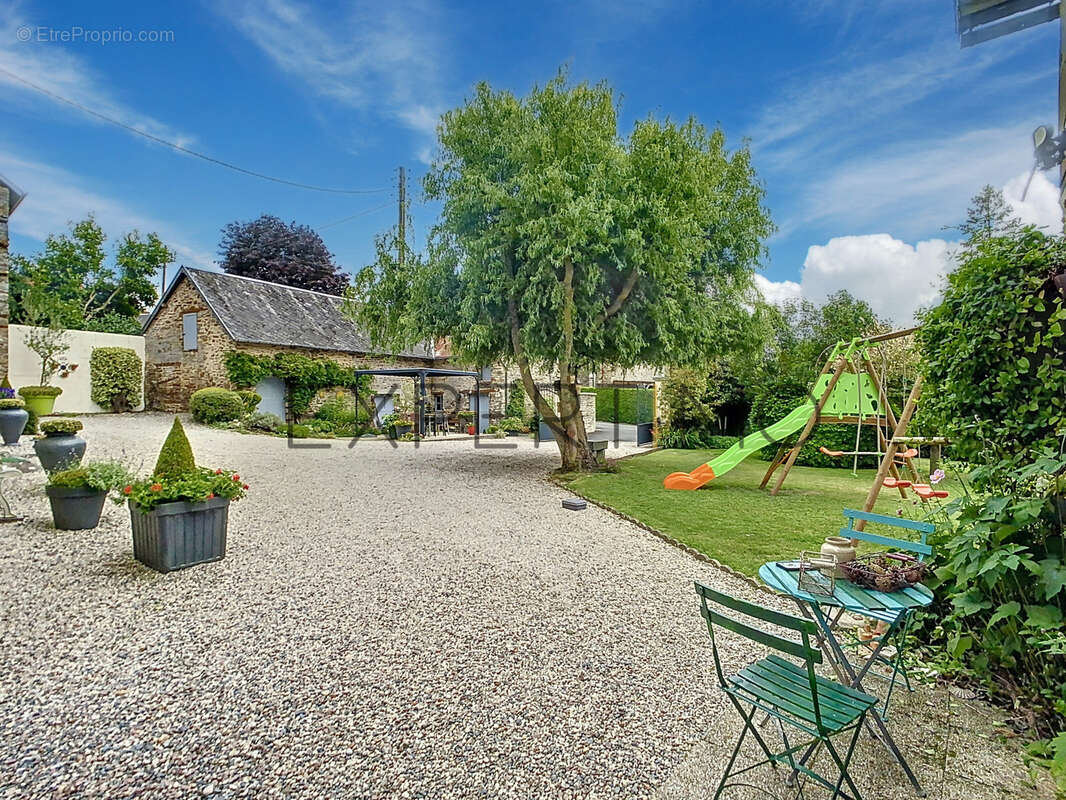 Maison à VILLERS-BOCAGE