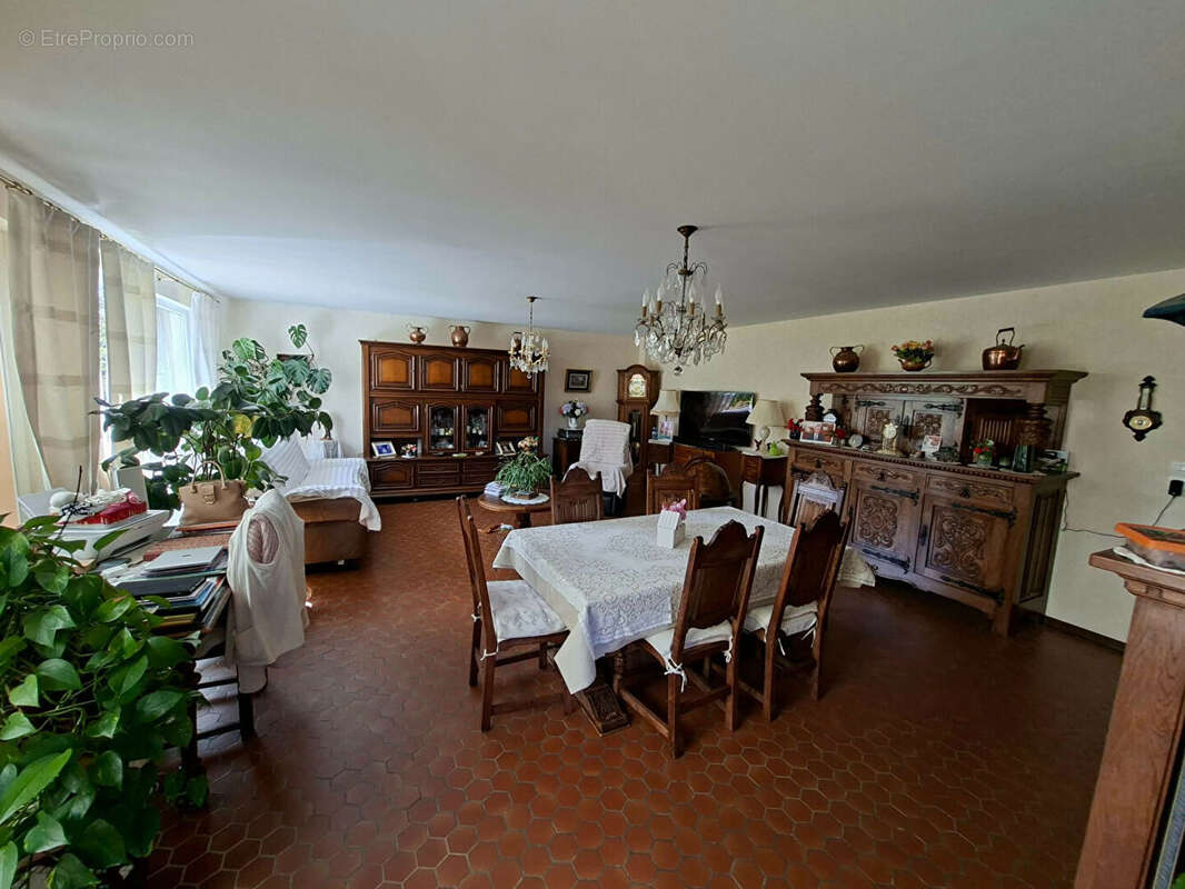 Maison à LAIGNY