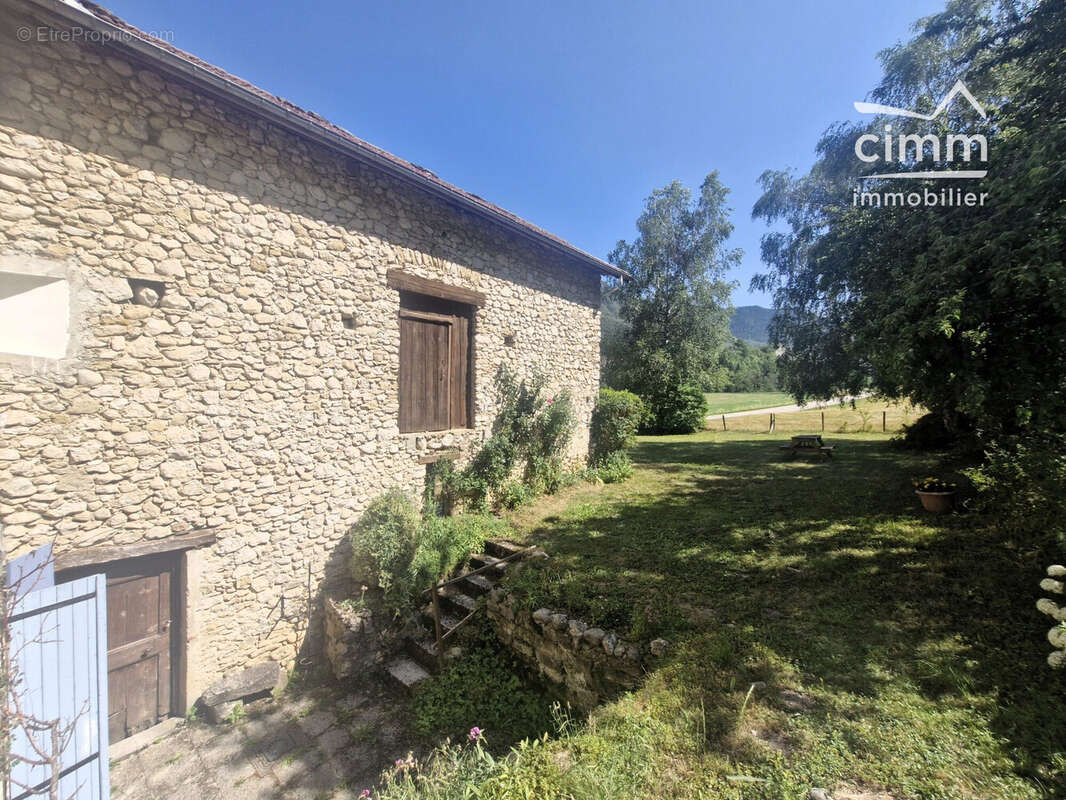Maison 158 m² à Saint-Agnan-En-Vercors  - photo 5