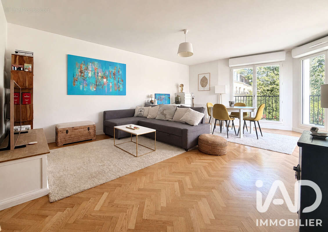 Photo 2 - Appartement à LE PLESSIS-ROBINSON