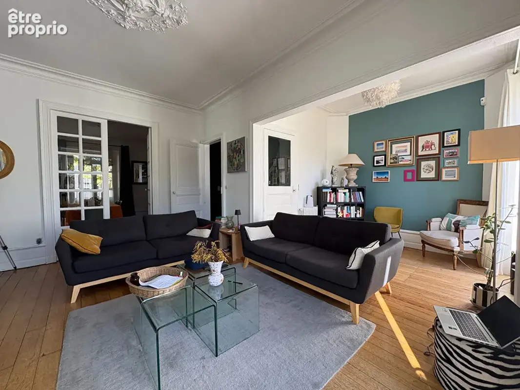 Maison de caractère de 156 m² avec 5 chambres, un jardin et un passage vélos - photo 4