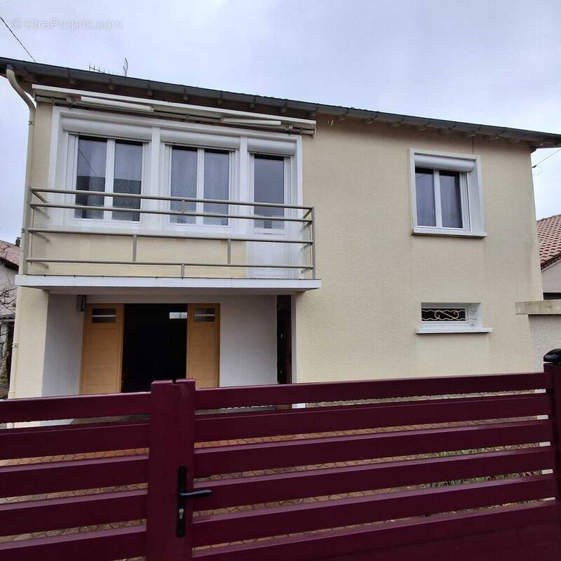 Maison à ROUMAZIERES-LOUBERT