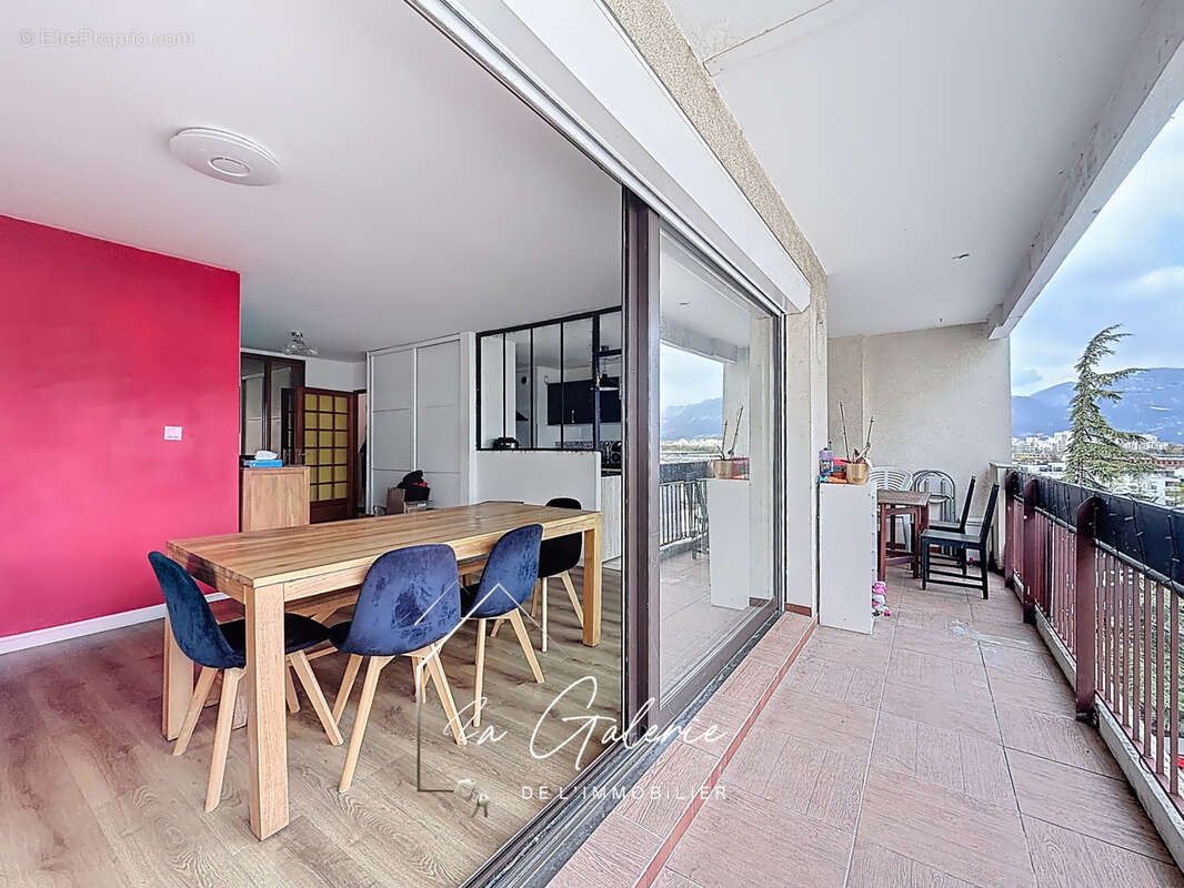 Appartement à ECHIROLLES