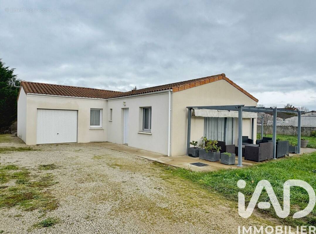 Photo 1 - Maison à MANSLE