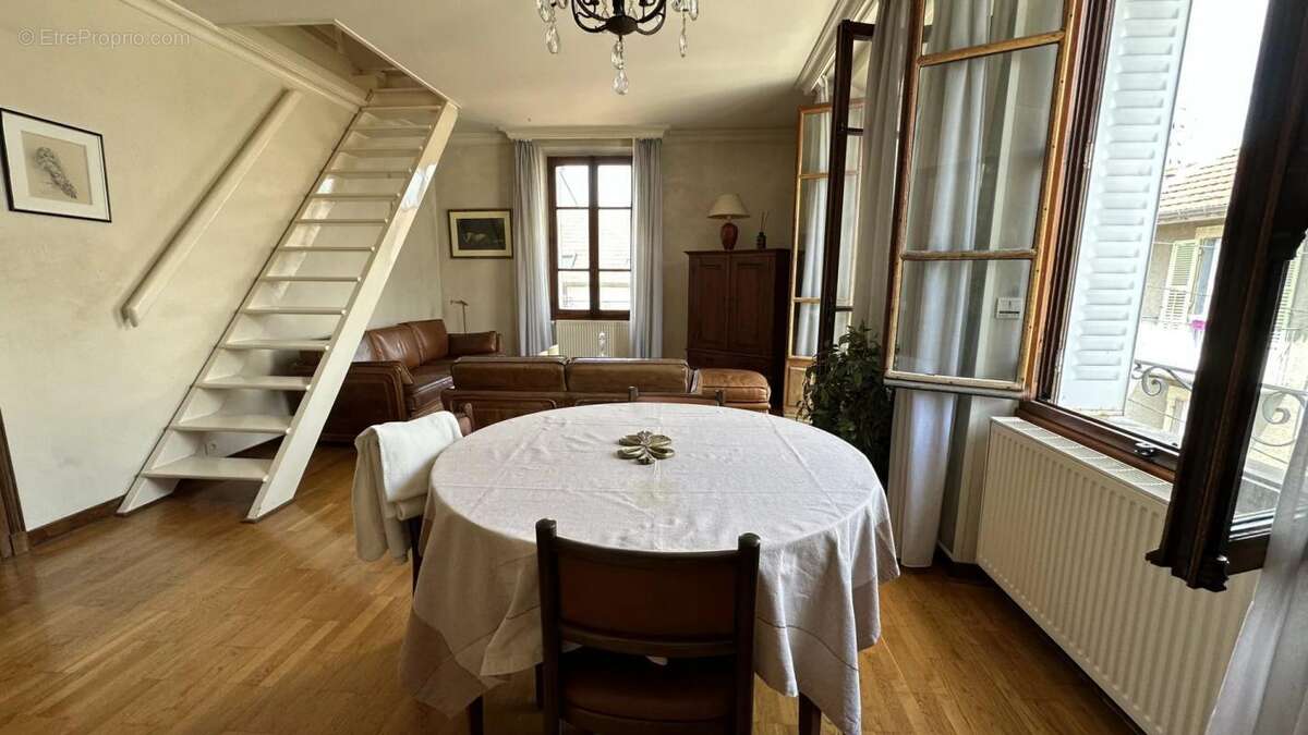 Appartement à AIX-LES-BAINS