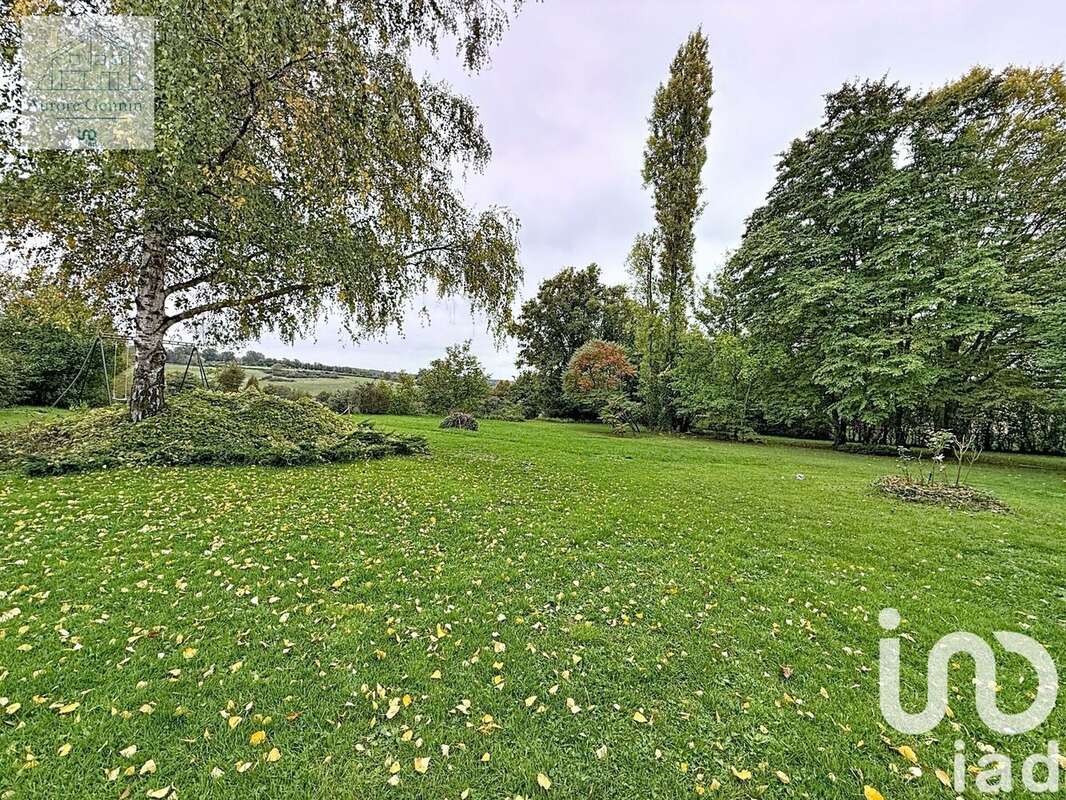Maison 65 m² à Pouzy-Mesangy  - photo 9
