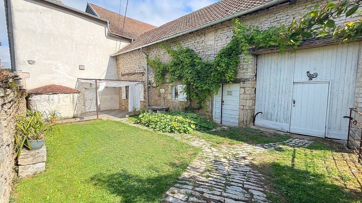 Christophe 01 - Maison à MONTBOILLON