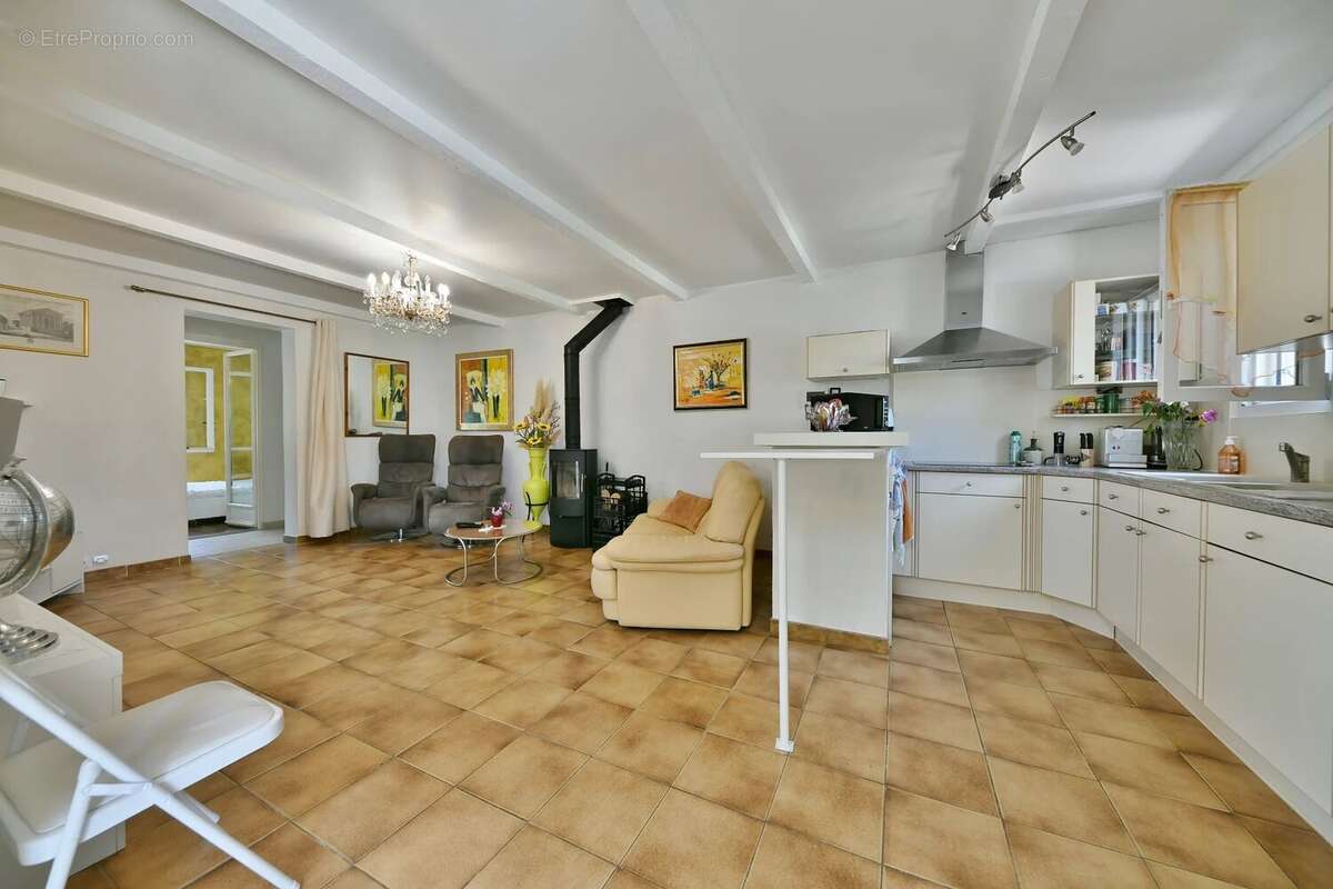 Maison à UZES