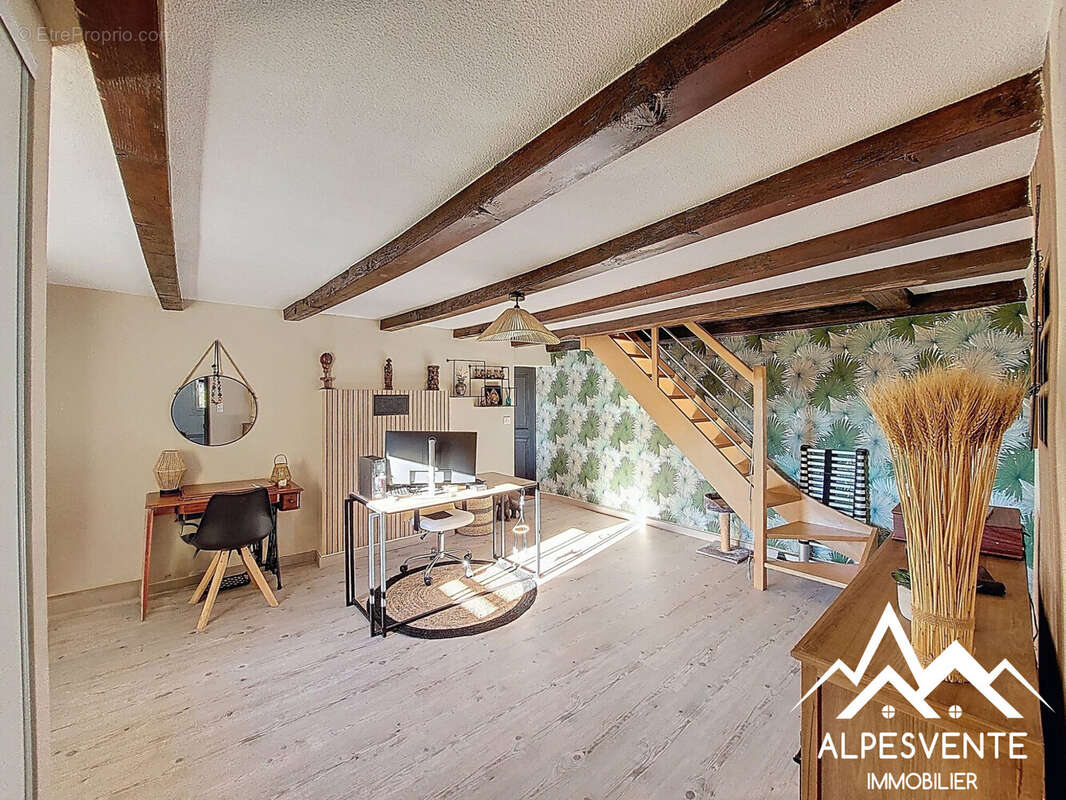 vente-maison-mitoyenne-3chambres-garage-jardin-allinges-alpesvente  - Maison à ALLINGES