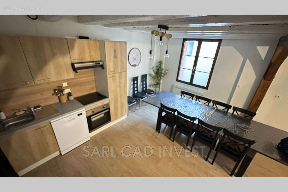 Maison à AZAY-LE-RIDEAU