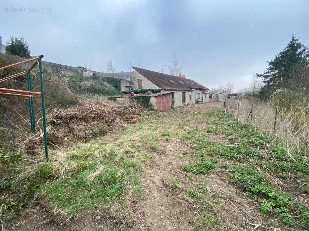 Maison à NEUVILLE-SUR-MARGIVAL