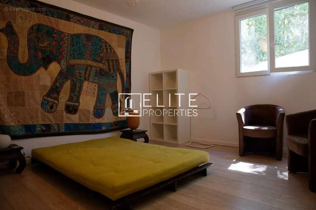 Maison à MOUANS-SARTOUX