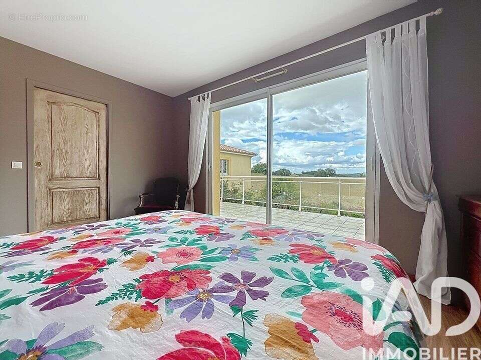 Maison 160 m² à Projan  - photo 6
