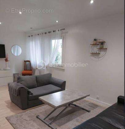 Nouveauté / beau 2 pièces - 48 m² rez-de-chaussée au calme / espace privatif - photo 2