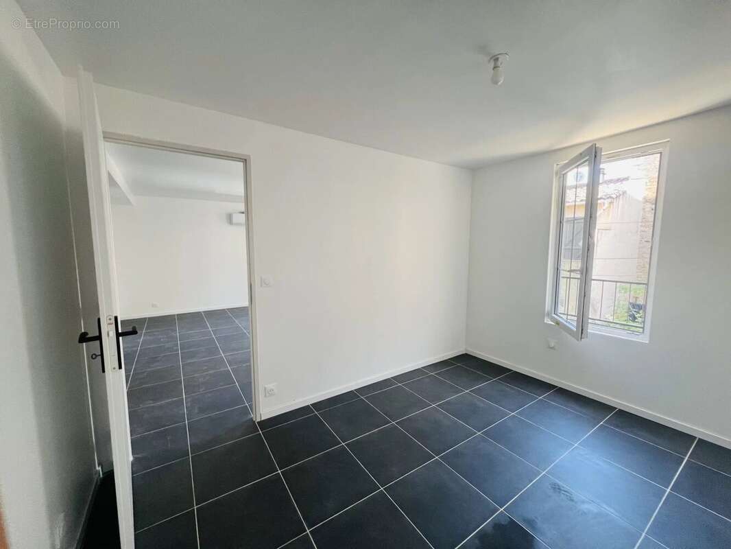 Appartement à SAINT-MAXIMIN-LA-SAINTE-BAUME