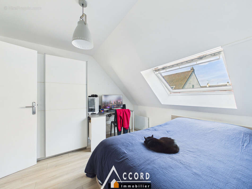 Maison à SARTROUVILLE