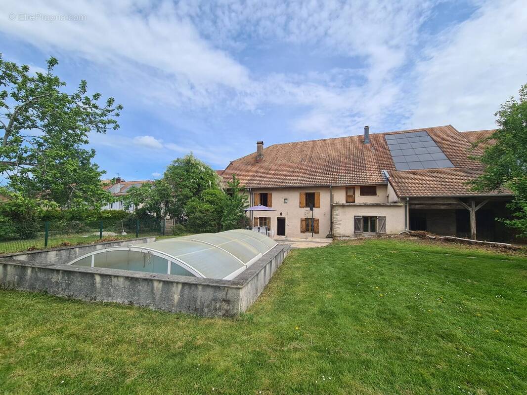 Maison à AMANCEY