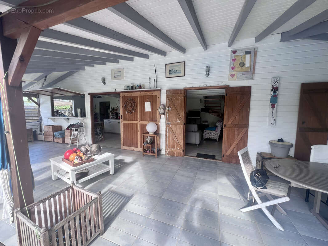 Maison à SAINT-FRANCOIS