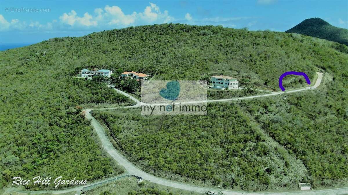 Terrain à SAINT-MARTIN