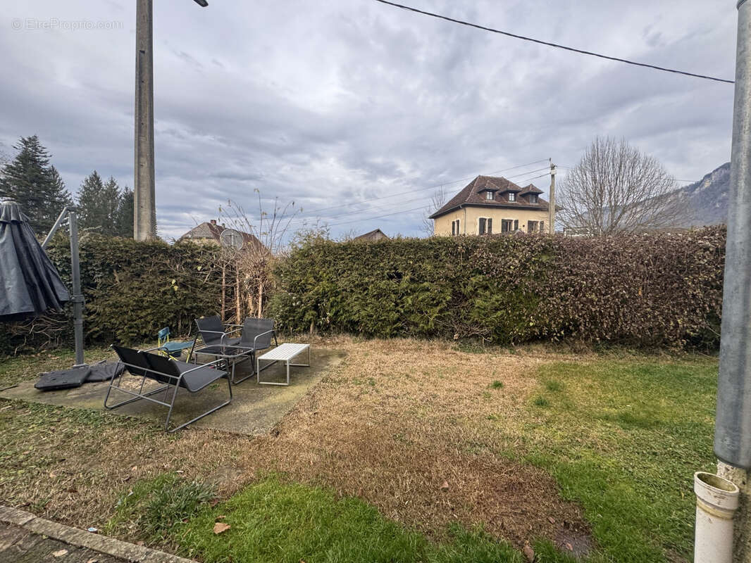 Maison à SAINT-LAURENT-DU-PONT