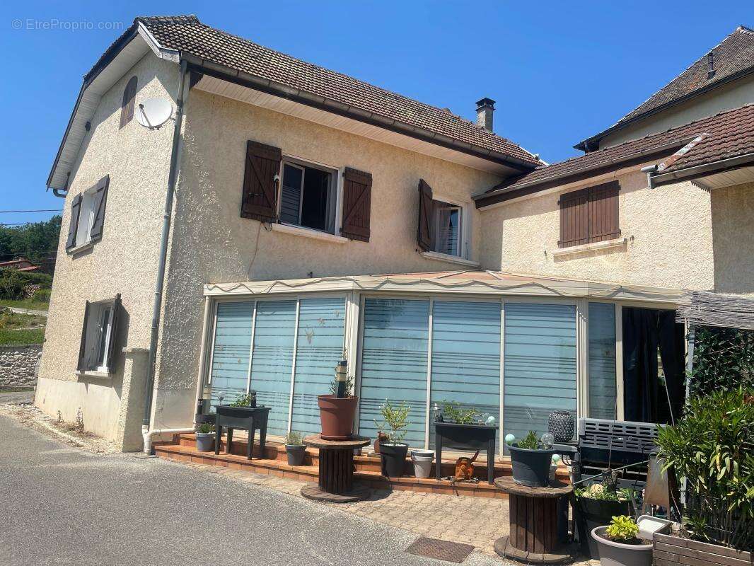 Maison à SERMERIEU