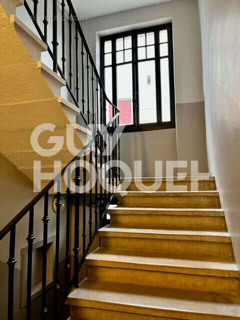 Appartement à MIRIBEL