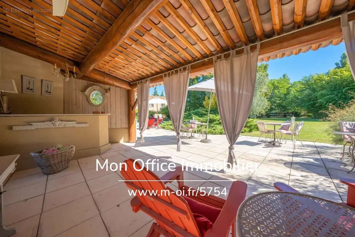 Maison à LAMANON