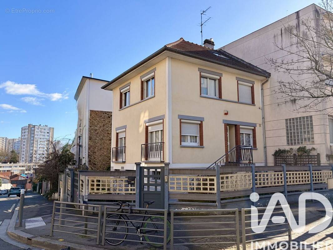 Photo 1 - Maison à BAGNOLET