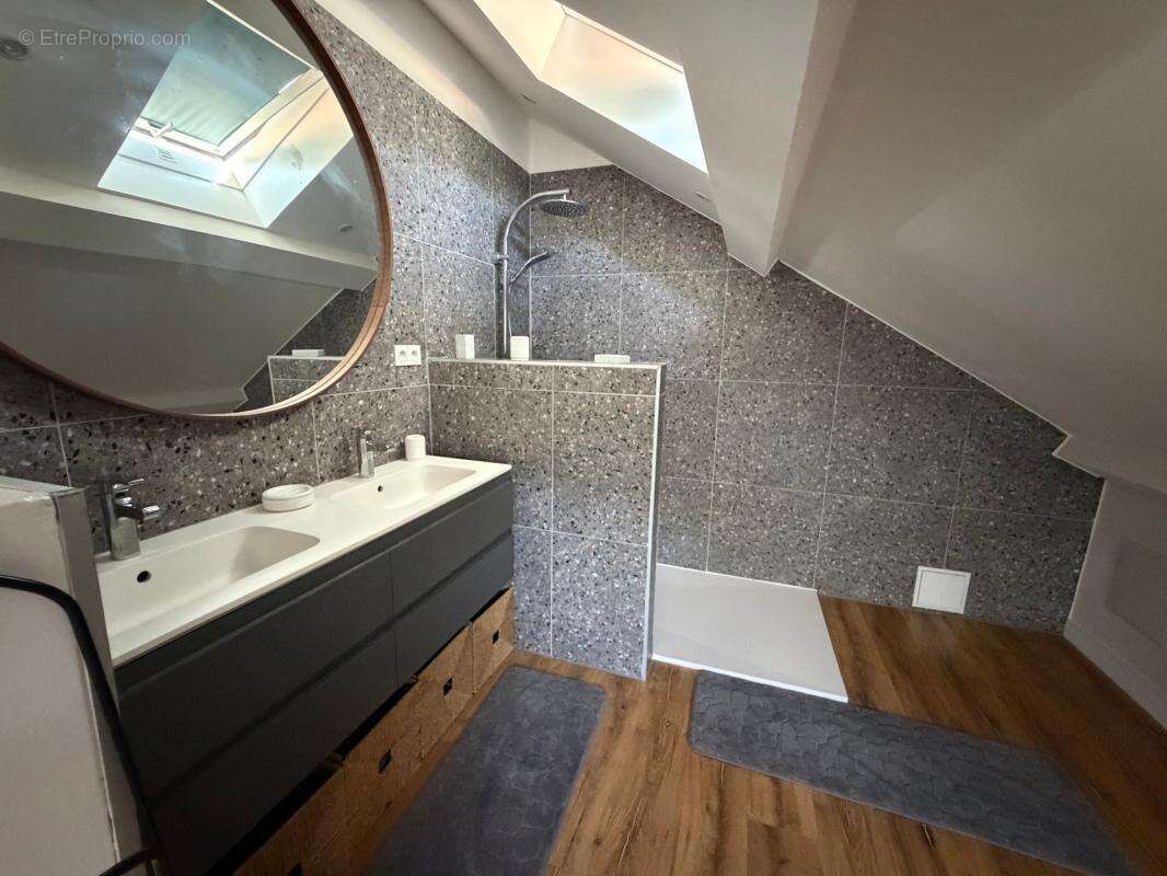 Lucon (85)- coeur de ville - demeure bourgeoise xix d'exception 5 chambres avec piscine sur parc 1440m² - photo 31