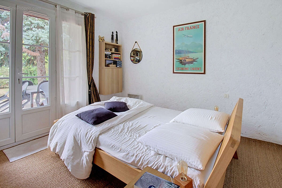 A VENDRE Maison 100 m² -  4 chambres - avec jardin - au coeur de Taradeau - photo 6