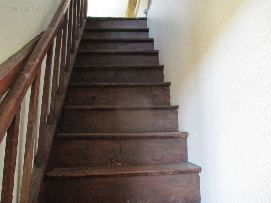 Maison à CEAUX-EN-COUHE