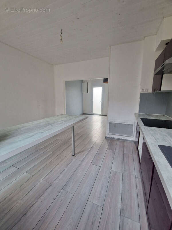 Maison à LILLEBONNE