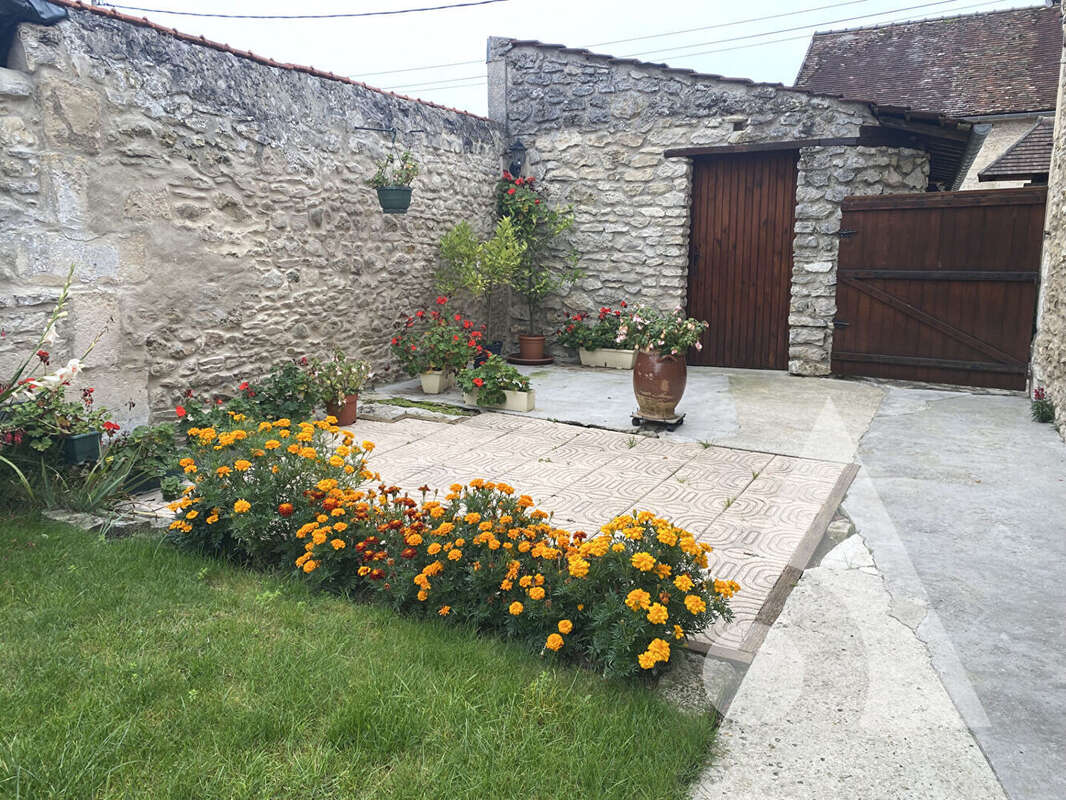 Maison à GILOCOURT