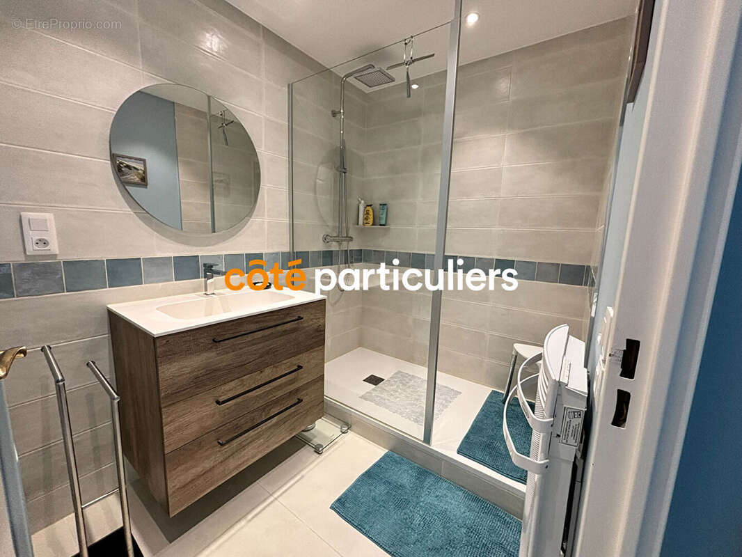 Appartement à MATHIEU