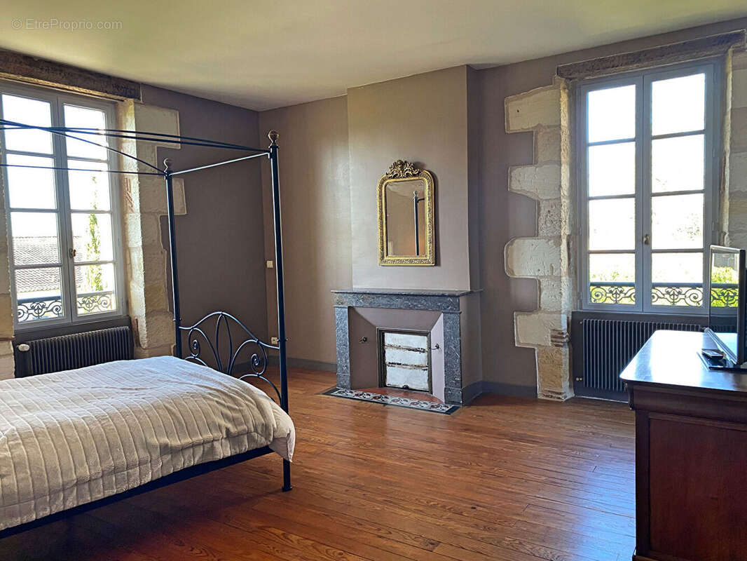 Maison à SAINTE-FOY-LA-GRANDE