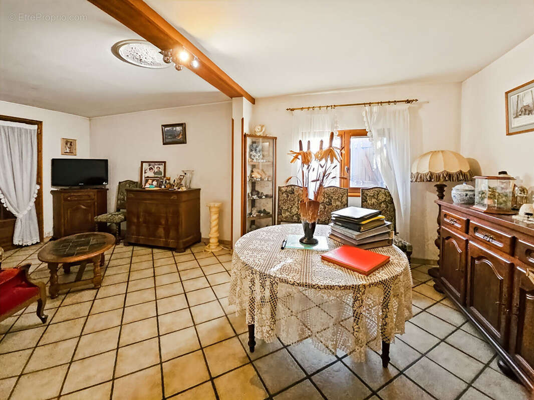 Maison à VILLENAVE-D'ORNON