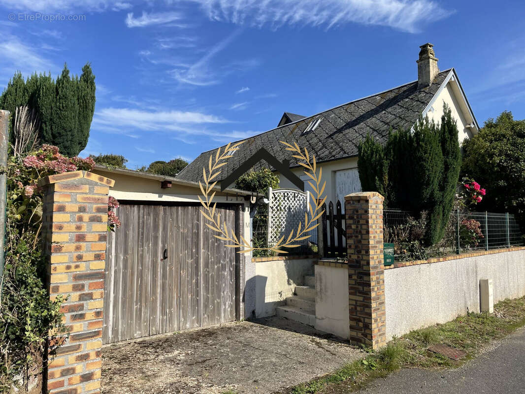 Maison à ANGERVILLE-L&#039;ORCHER