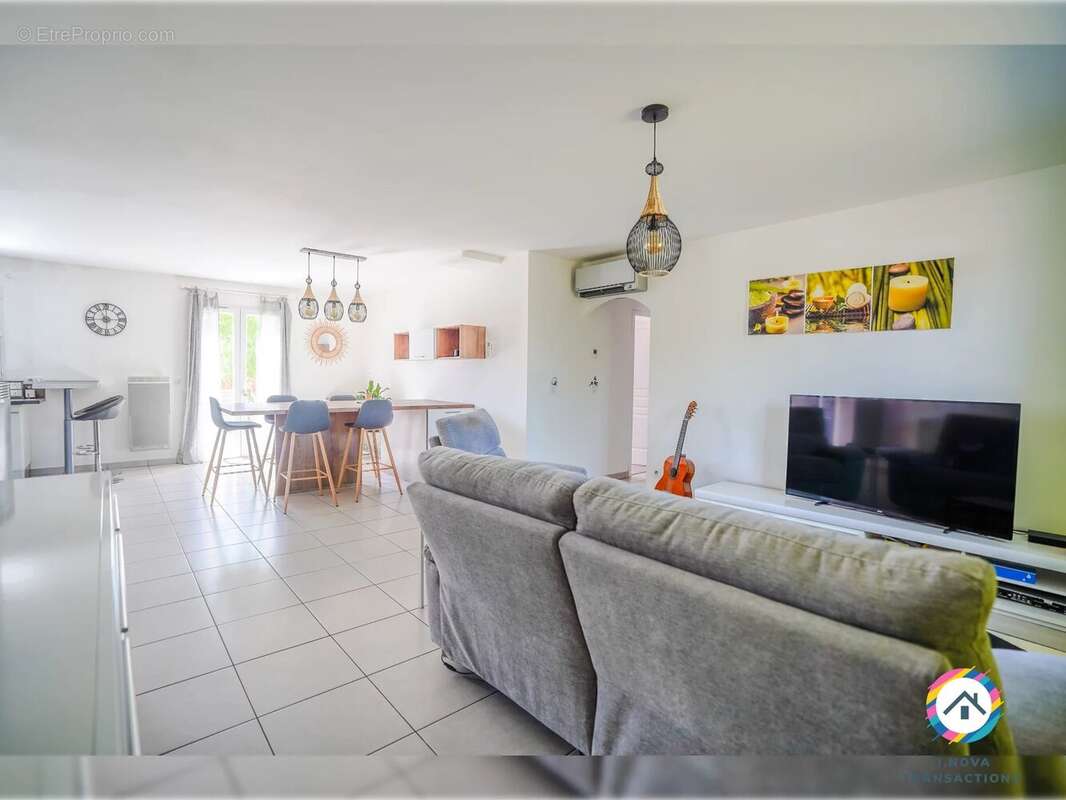 Maison à MAZERES