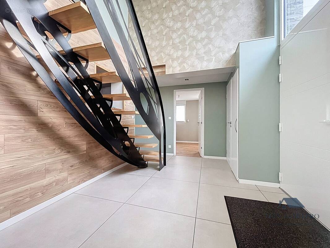 Maison à HAZEBROUCK