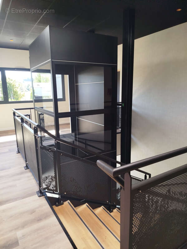 Bureaux 126.21 m2 à vendre - Sillingy/Annecy - photo 4